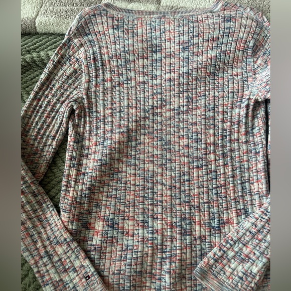 TOMMY HILFIGER Multi-Color Women V-Neck Sweater - Picture 6 of 6
